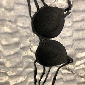 34DD Blackheart triple strand bra